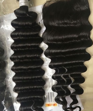 Deep Wave Human Hair One Bundle With 4X4 Lace Closure