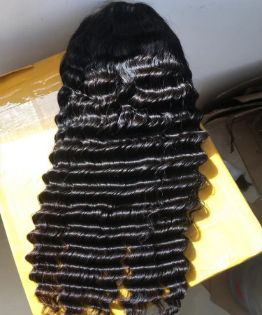 Invisible Knots 360 Transparent Lace Frontal Wig Deep Wave