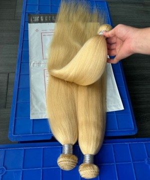 613 Blonde Color Light Yaki Straight Human Hair Bundles For Women Sales 