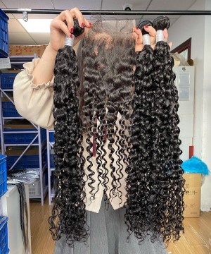 Quality Water Wave Human Hair Bundles With Lace Closure 